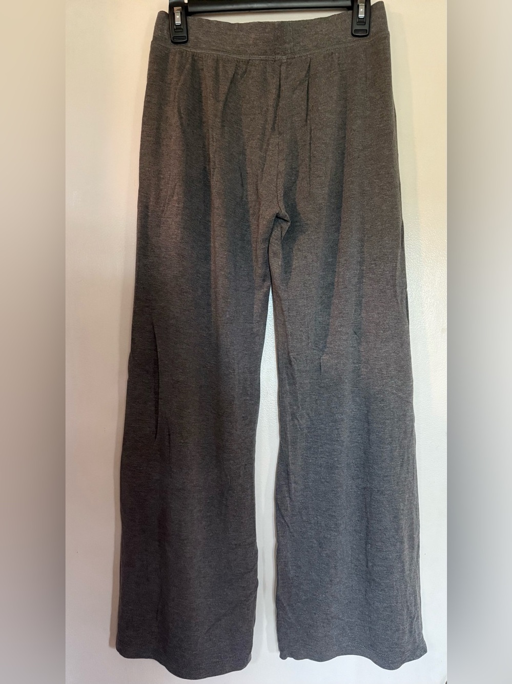 Cindy Yoga Pant | Cindy Crawford Collection | Size 2 - Picture 6 of 9